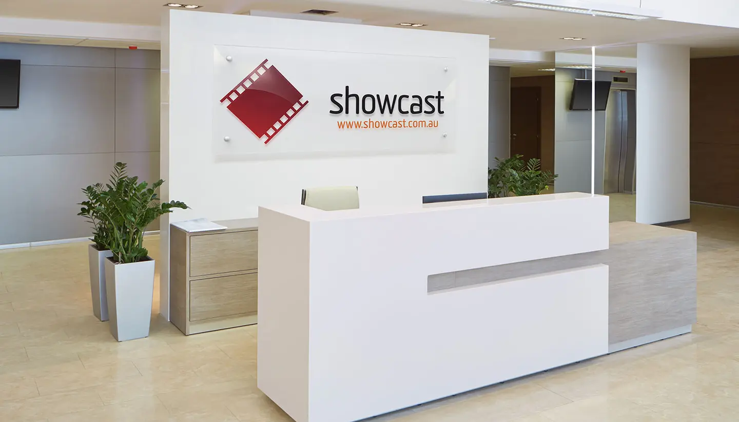 3D retail signage Duabi