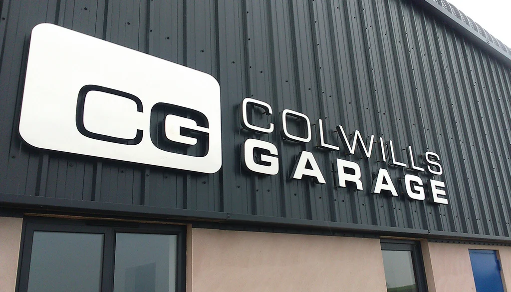outdoor signage companies in Dubai